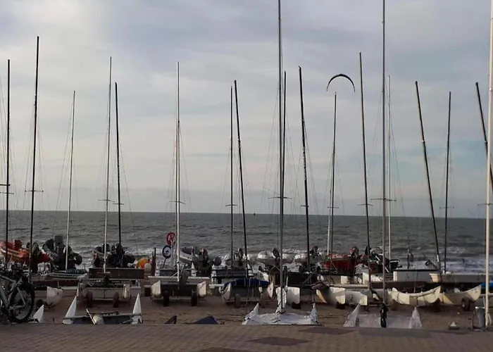 By Duinbergen דירה