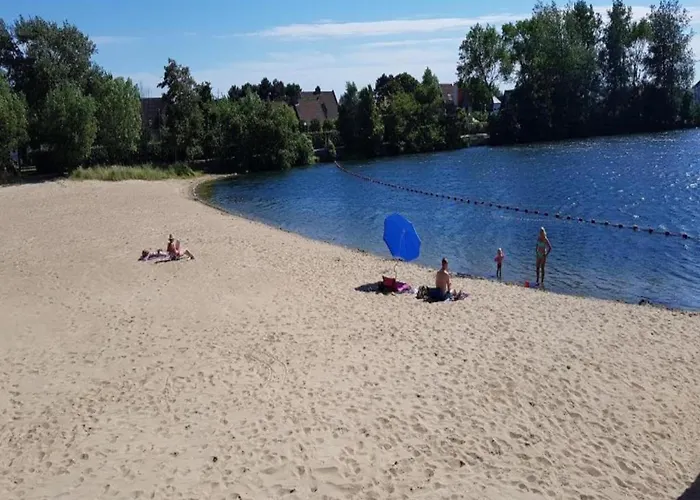 By Duinbergen דירה *