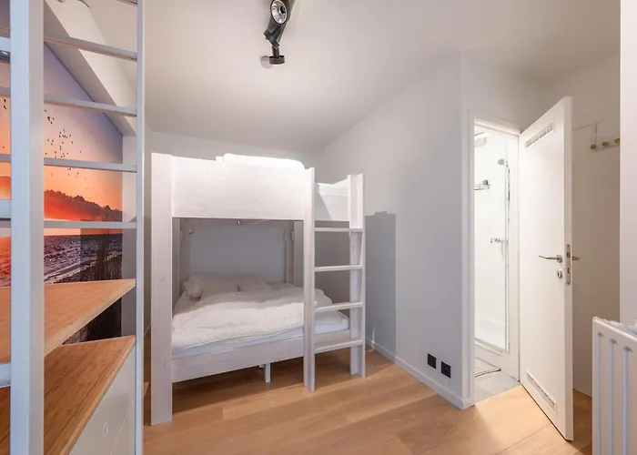 By Duinbergen דירה *